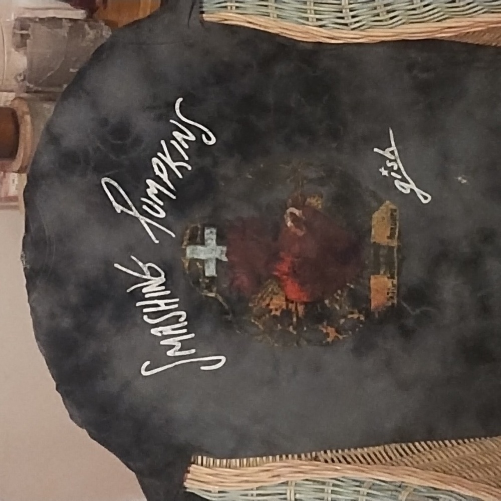Smashing pumpkins tee shirt